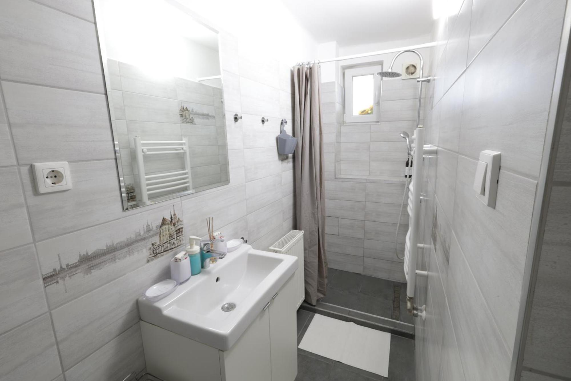 Stardust Apartman Pécs Buitenkant foto