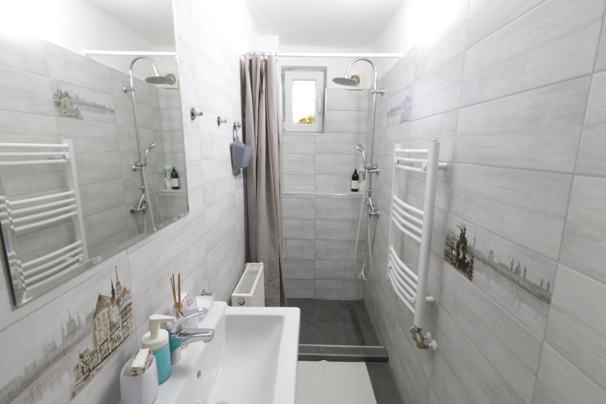 Stardust Apartman Pécs Buitenkant foto